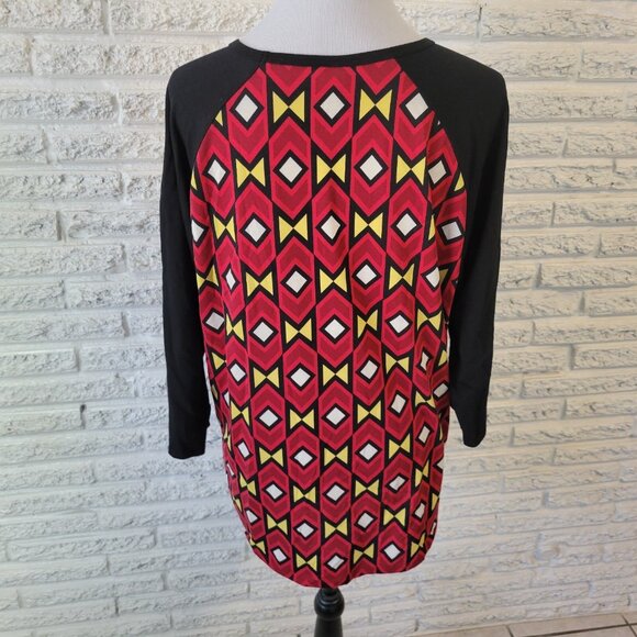 Lularoe Womens Top 2XL Plus Tee Raglan Sleeve Red Black Geometric GEO50E - Picture 6 of 10